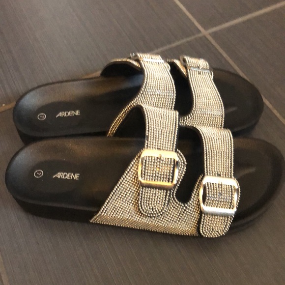 🪩Embellished Sandals (inexpensive version of Madden Girl sandals) - Picture 2 of 8